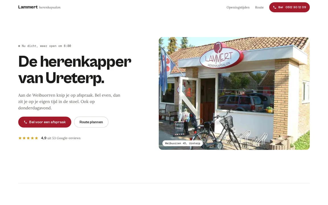 Richting A op een computer: witte pagina met rode belknop en de foto van de gevel